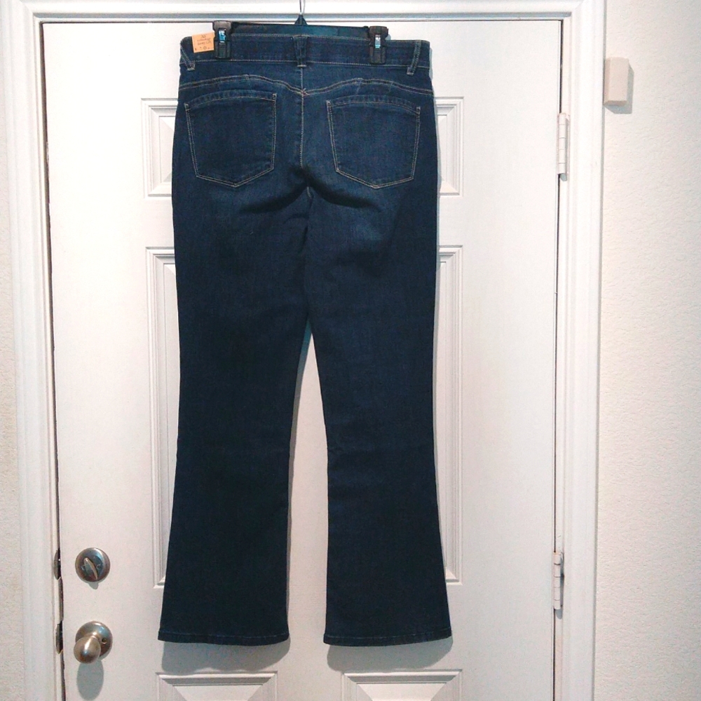 Nwt Democracy Women's Itty Bitty Boot cut Flare Absolution Denim Jeans Sz 12 - Picture 7 of 11